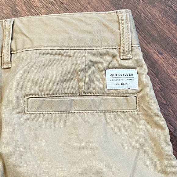 Quiksilver Youth Khaki Shorts - Picture 8 of 11